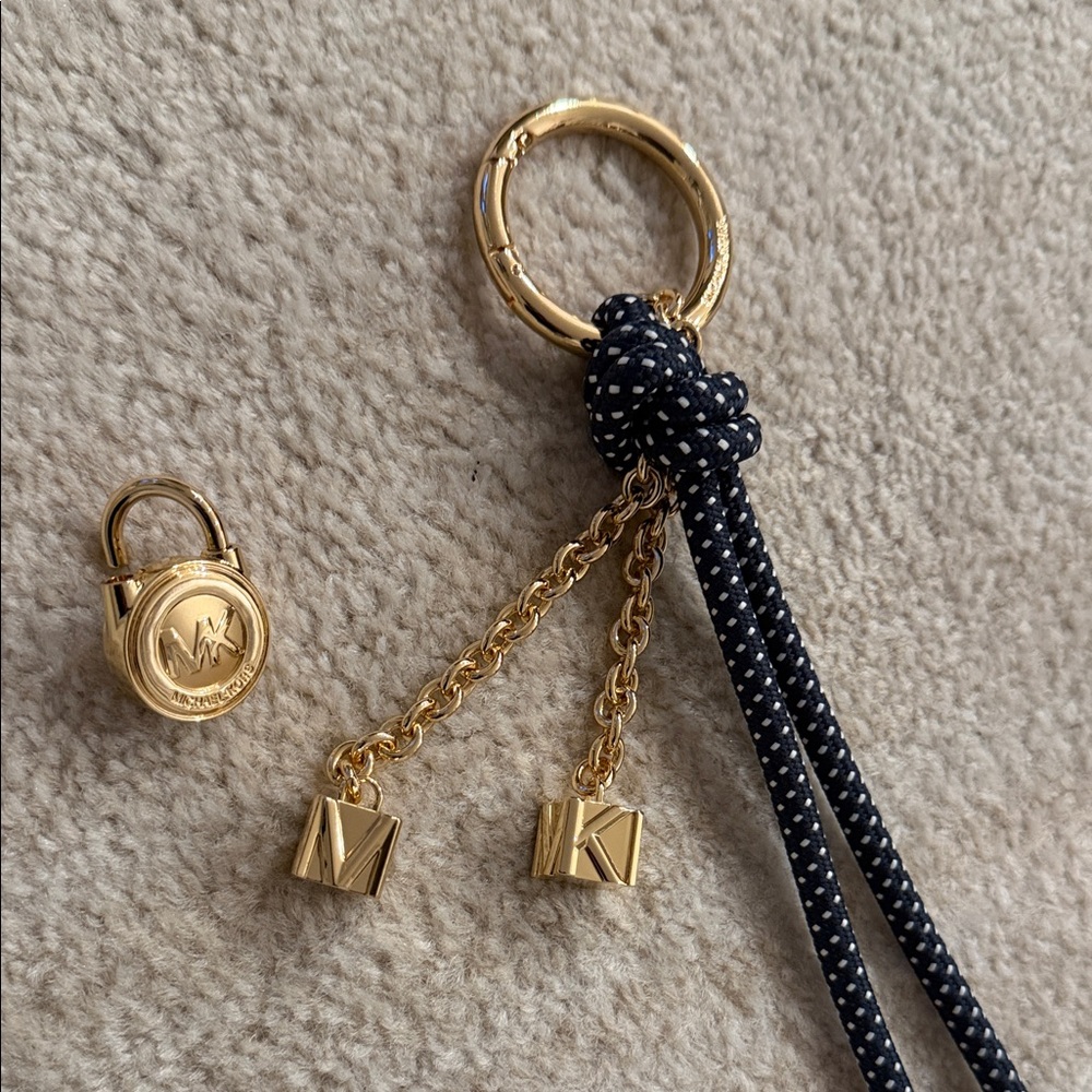 Michael Kors Black and Gold Key Holder - Picture 2 of 7